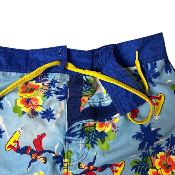 Surfing Superman tropical theme board shorts front tie lined Velcro closure - Picture 2 of 7